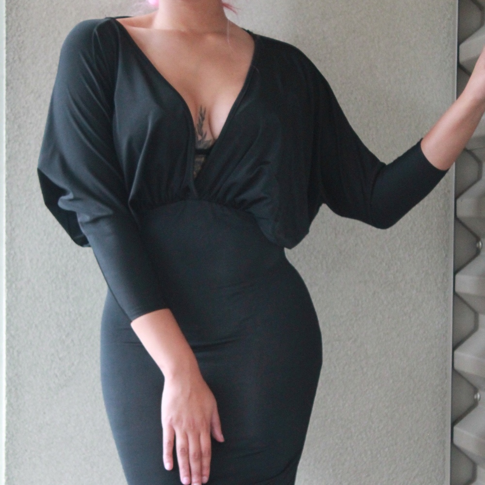 DRESS